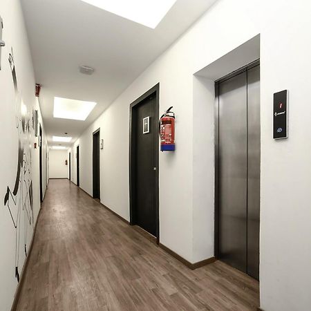 Hotel Collection O Townhouse 069 Gurgaon Exterior foto