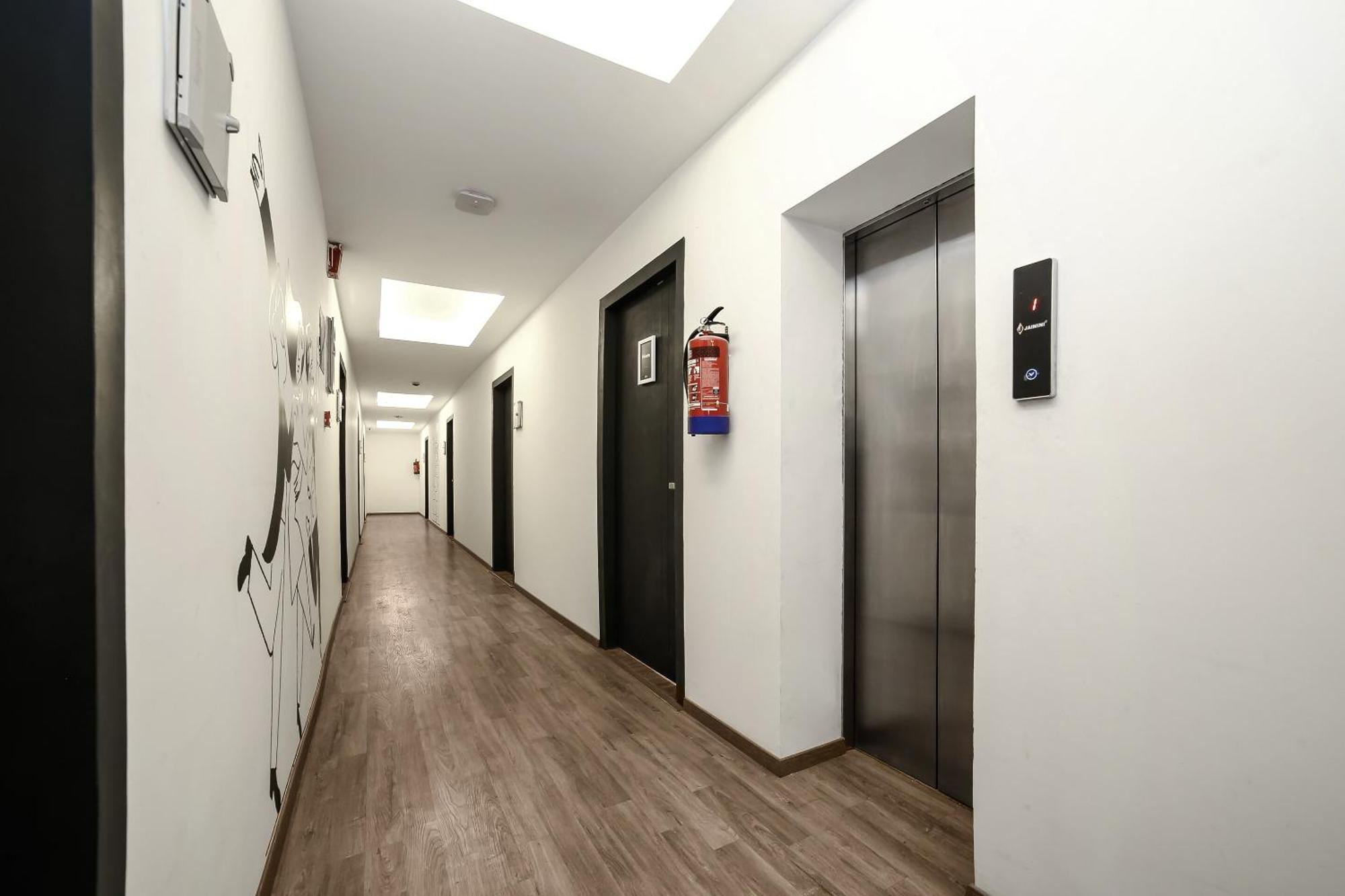 Hotel Collection O Townhouse 069 Gurgaon Exterior foto