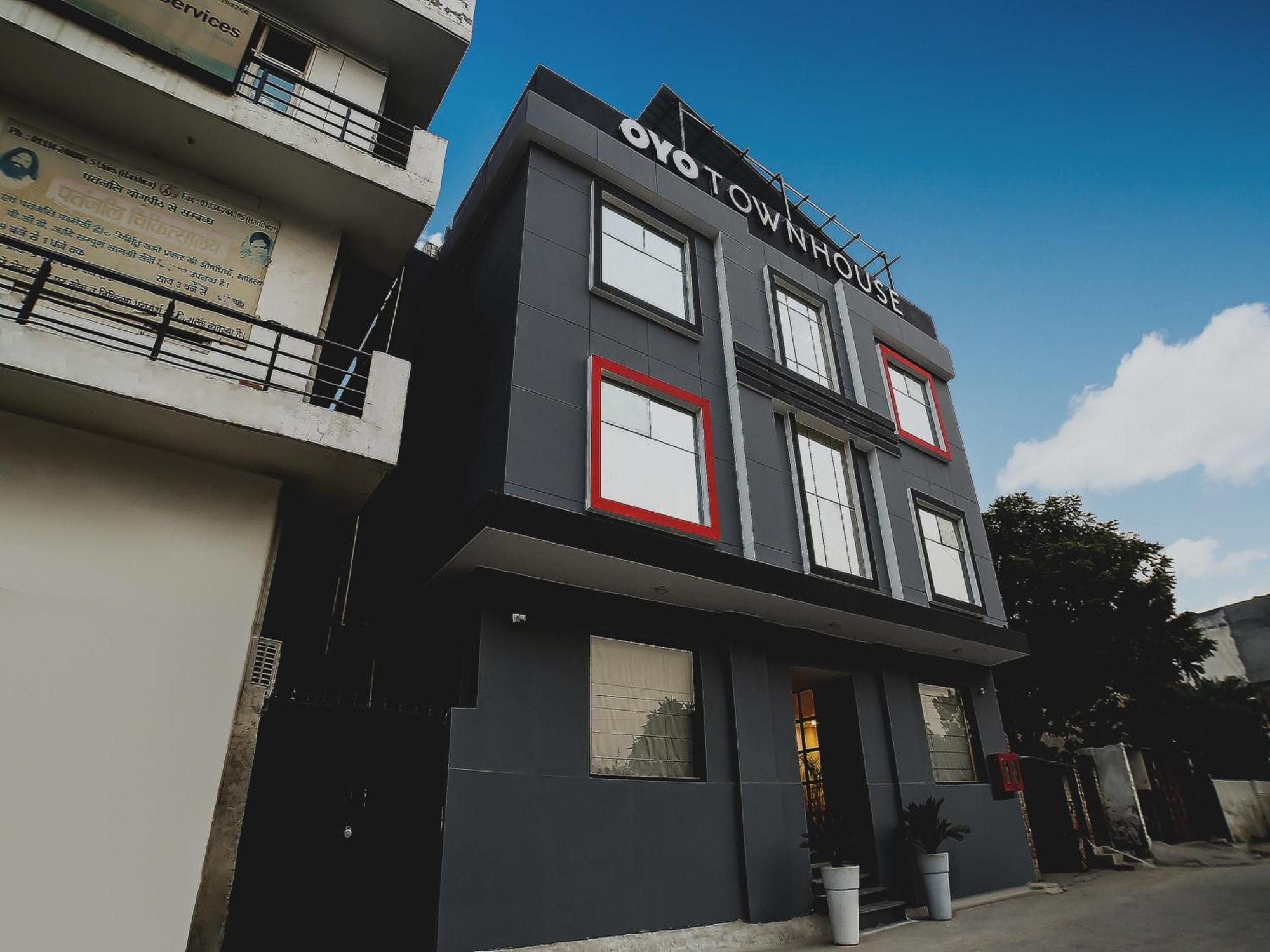 Hotel Collection O Townhouse 069 Gurgaon Exterior foto