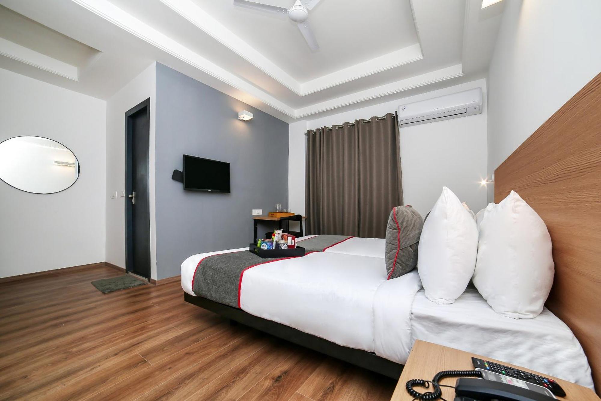 Hotel Collection O Townhouse 069 Gurgaon Exterior foto